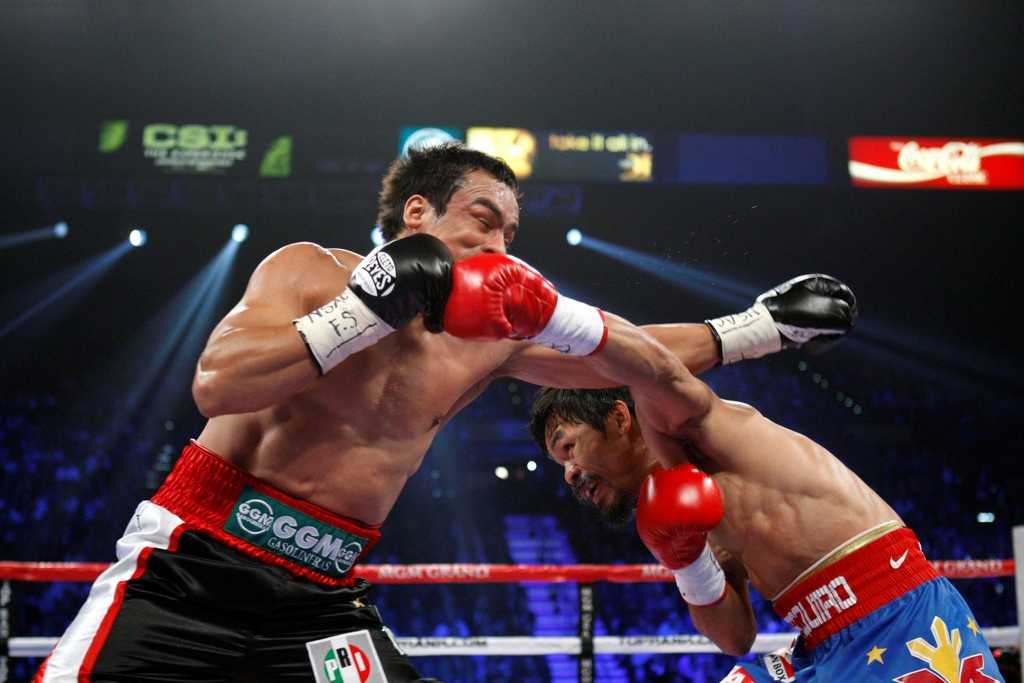 Вел бой. Пакьяо нокауты фото. Что такое версия WBO В боксе. Маркес Пакьяо 4 видео боя. Бокс Тайминг Маркес.