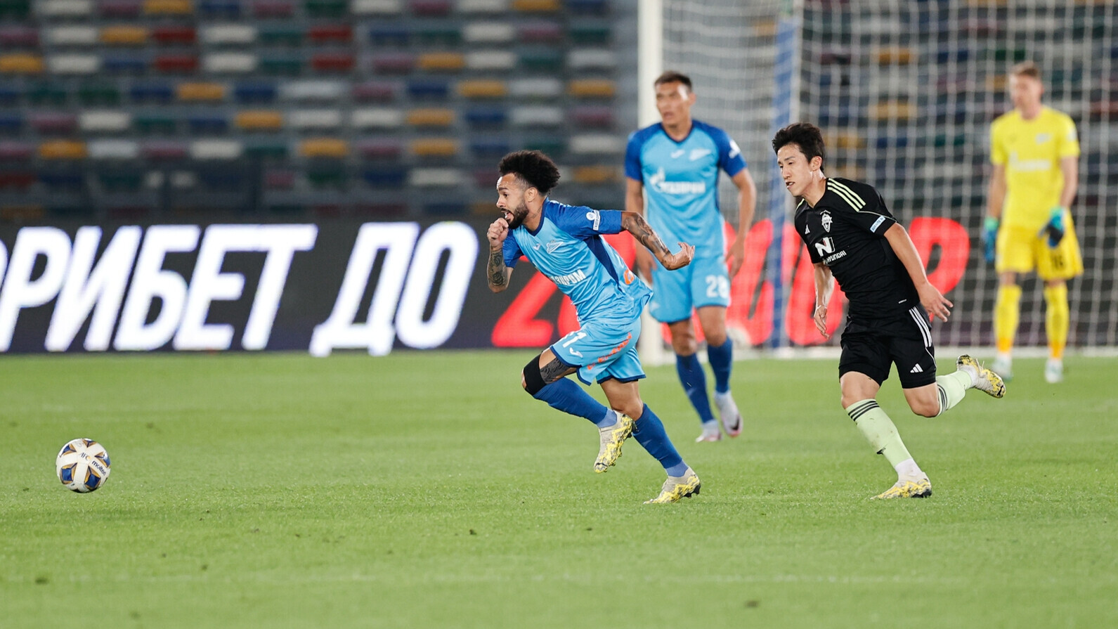 «Зенит» разгромил южнокорейский «Чонбук» в товарищеском матче