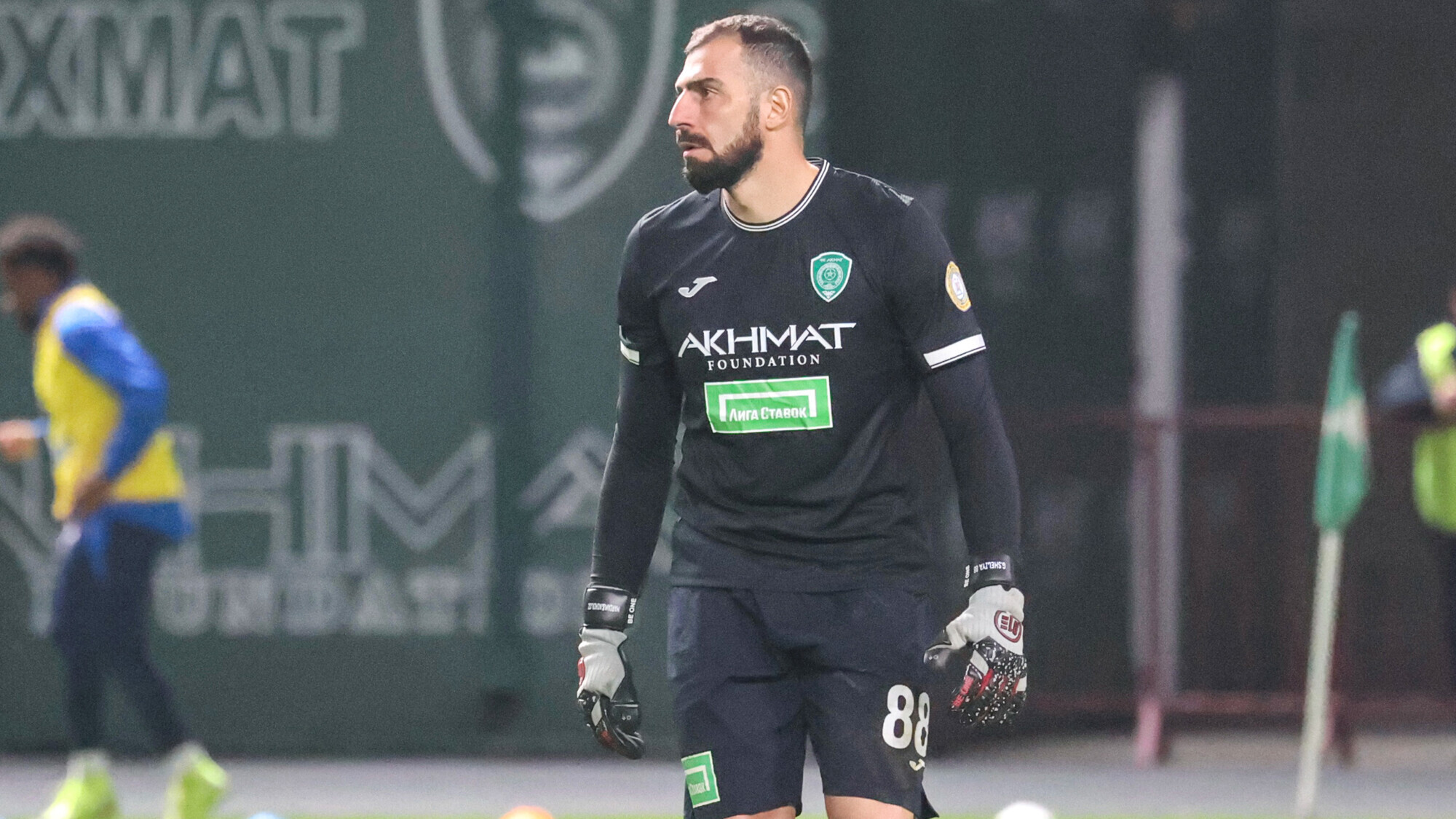 «Вратари всегда молодцы». Шелия оценил победу «Ахмата» над московским «Динамо»