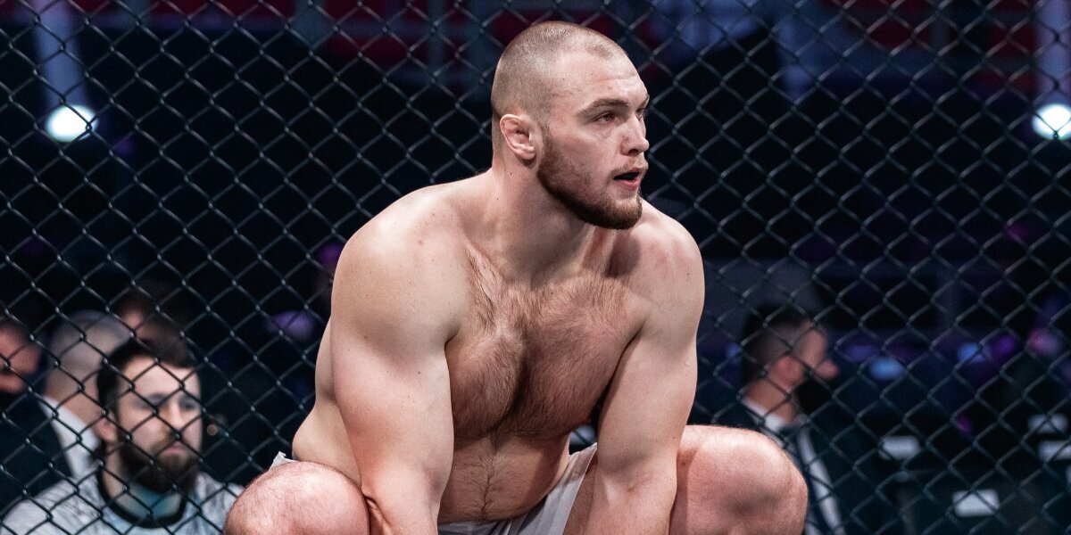 Россиянин Билостенный одержал победу над экс-бойцом UFC Ивановым на турнире PFL