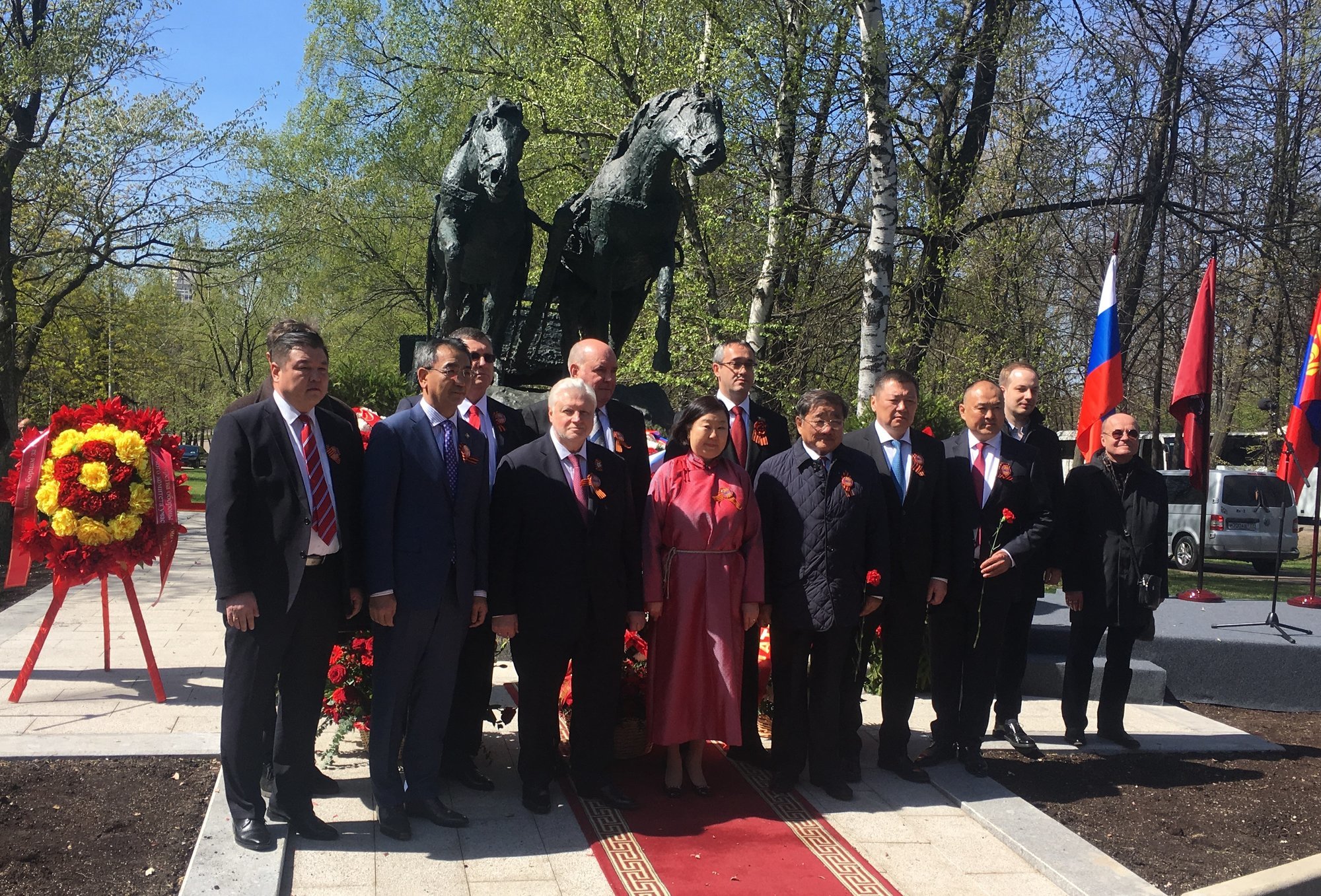 памятник лошадям на поклонной горе