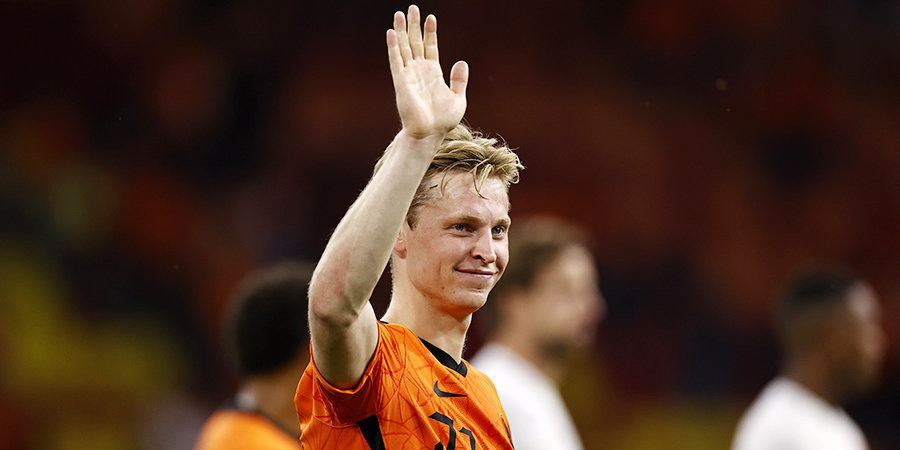 Четыре игрока сборной Нидерландов вошли в символическую команду группового этапа Евро-2020 по средней оценке