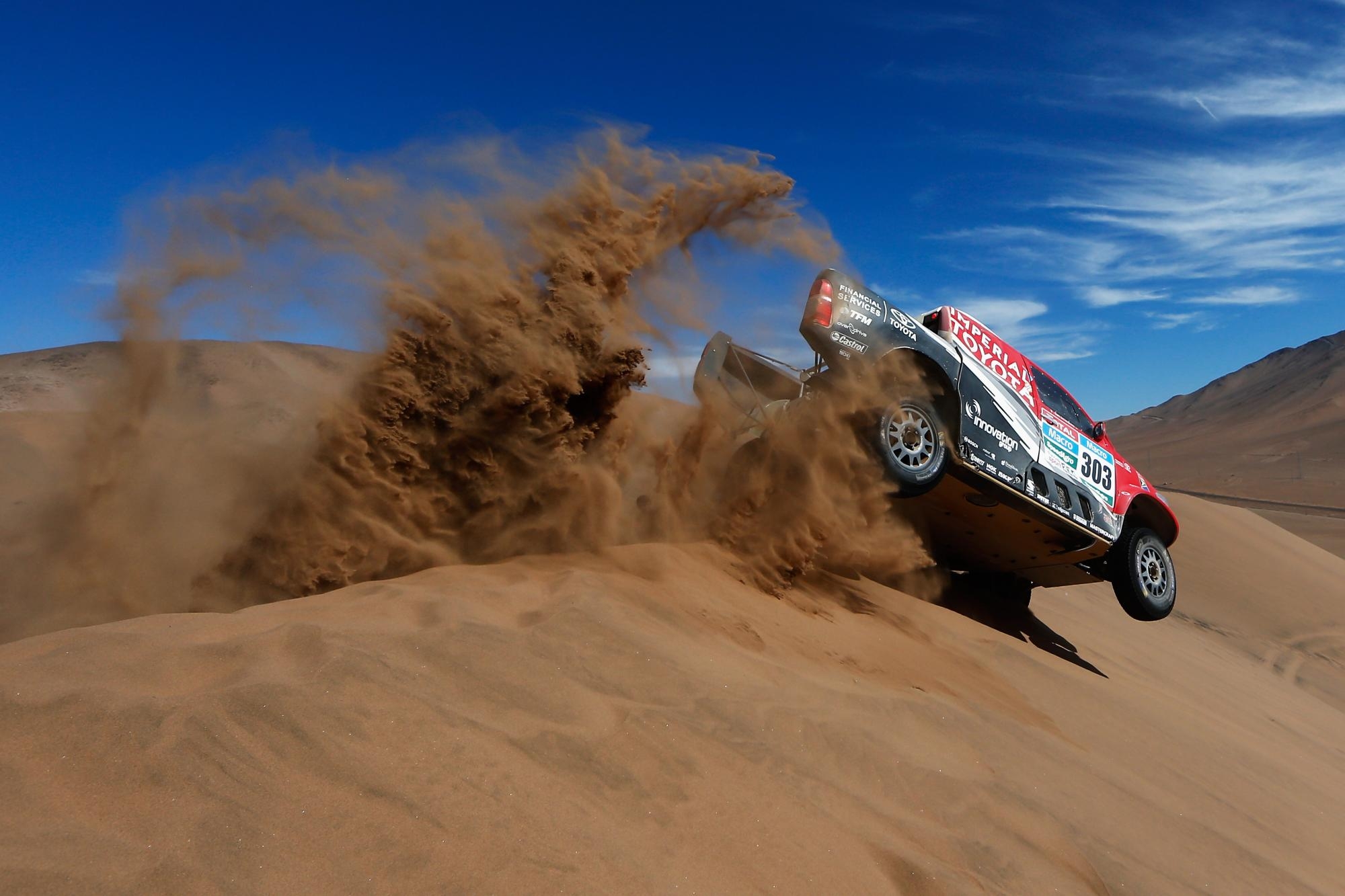 Гонки ралли дакар. Гонки Париж Дакар. Гонка ралли Дакар. Dakar Desert Rally Ford f150. Гонка в пустыне Дакар.