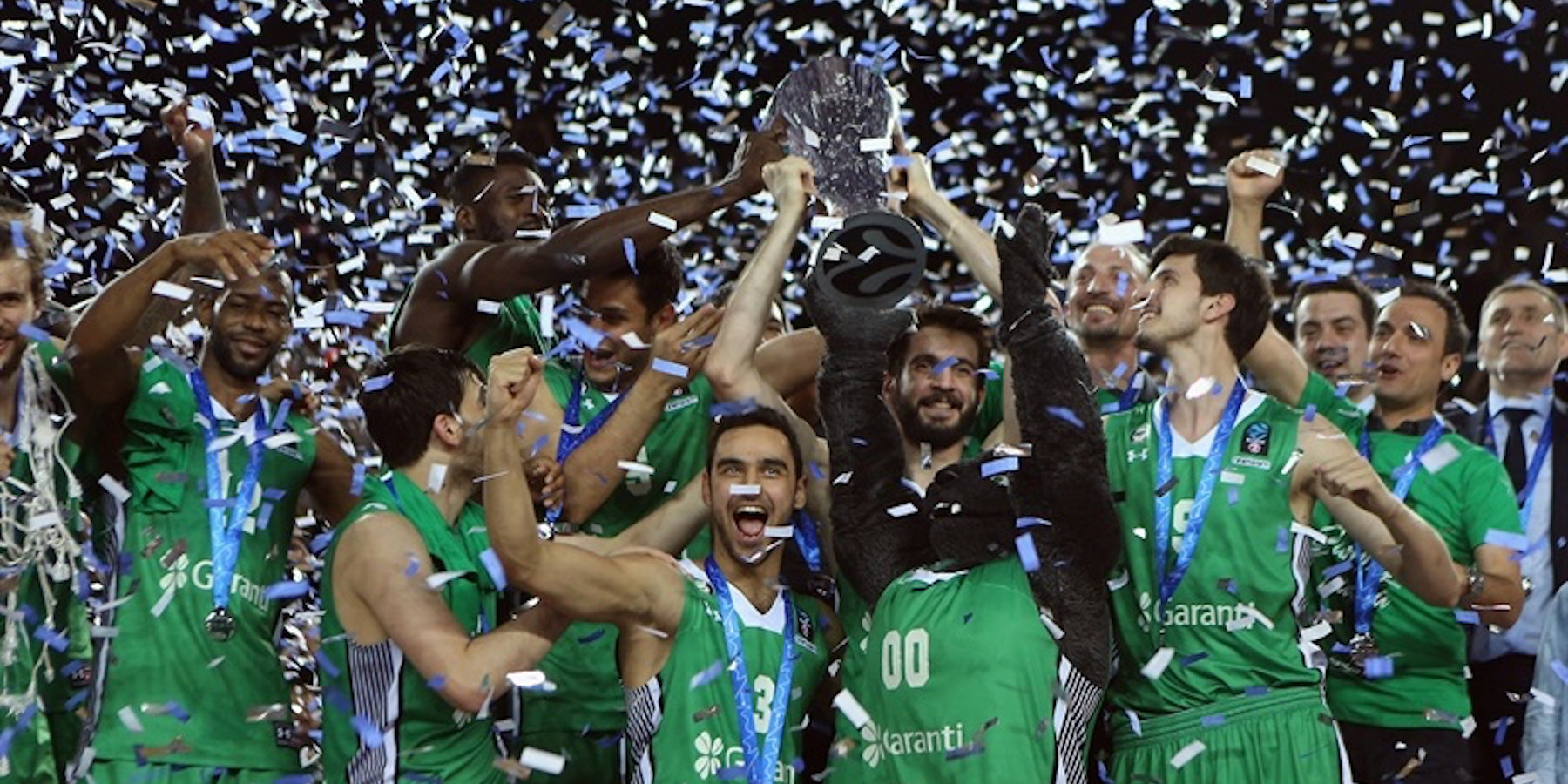 «Локомотив» остался без Кубка Европы. Виноват заслуженный тренер России