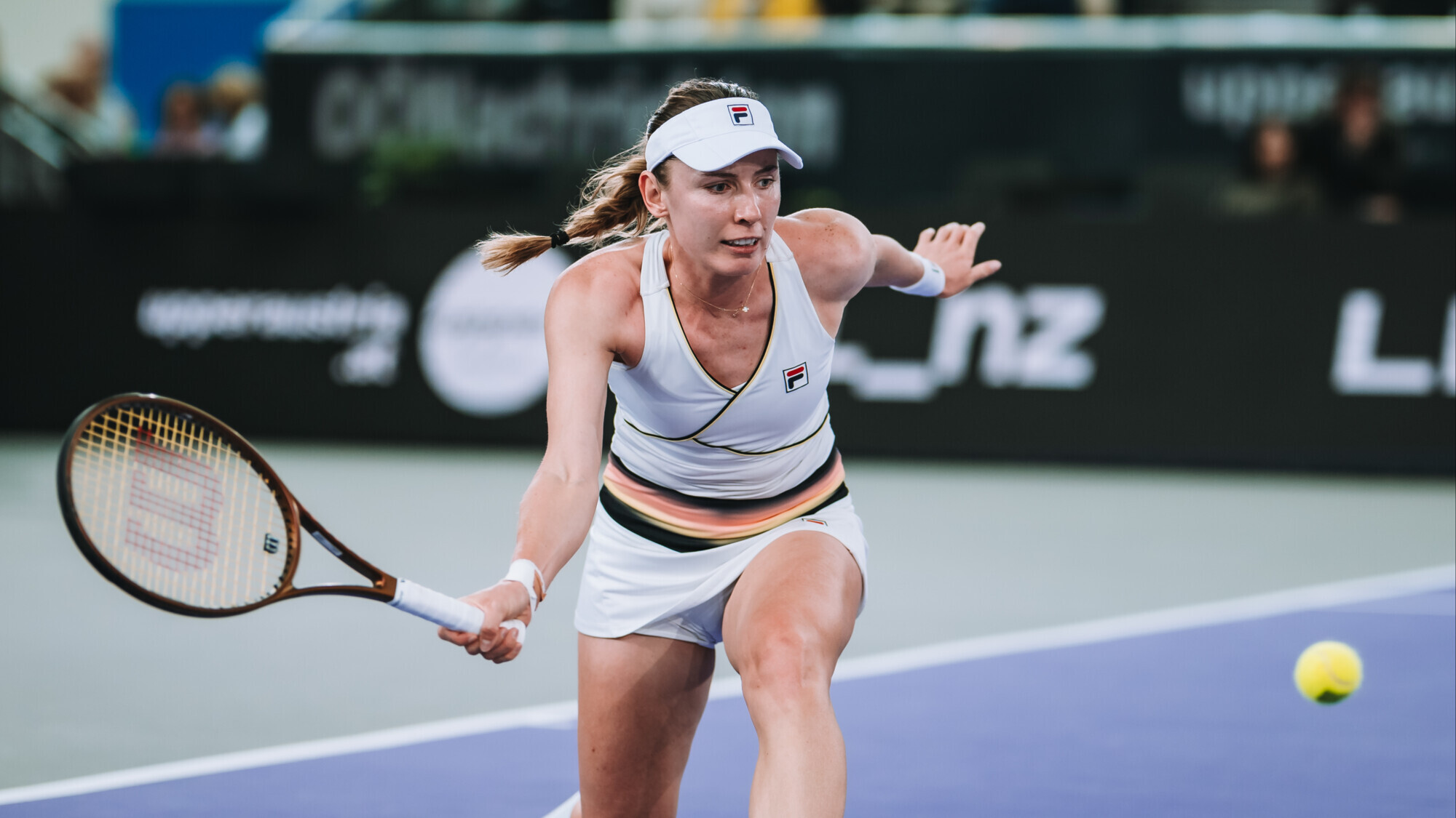 Александрова проиграла Остапенко в финале теннисного турнира в Линце