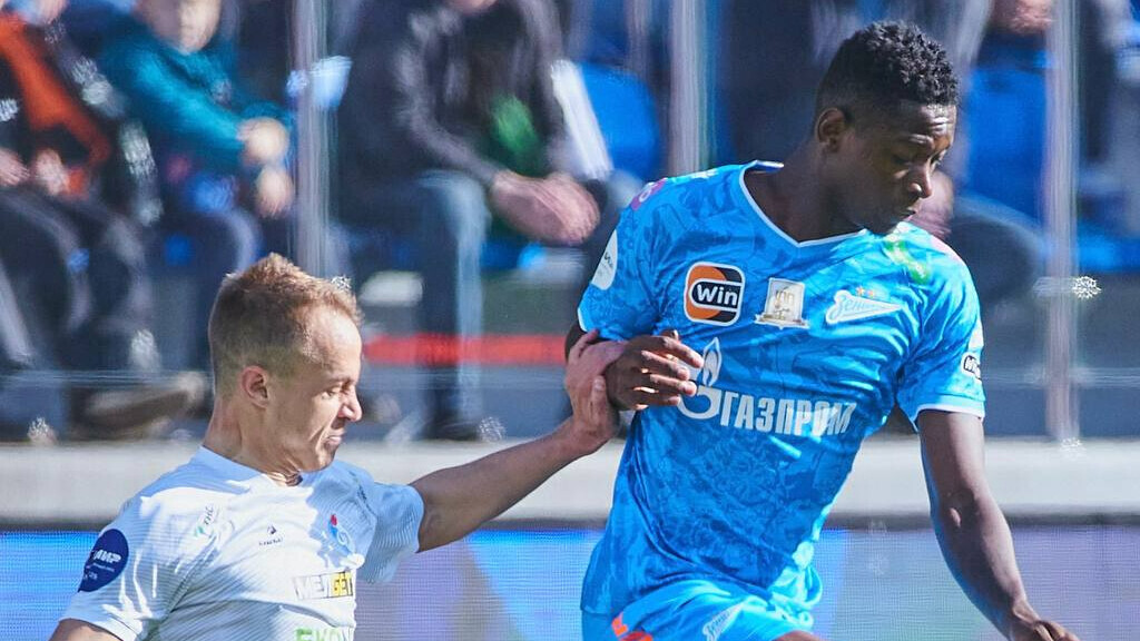 Аршавин: «Луис Энрике в «Зените» еще не включился на полную мощность»