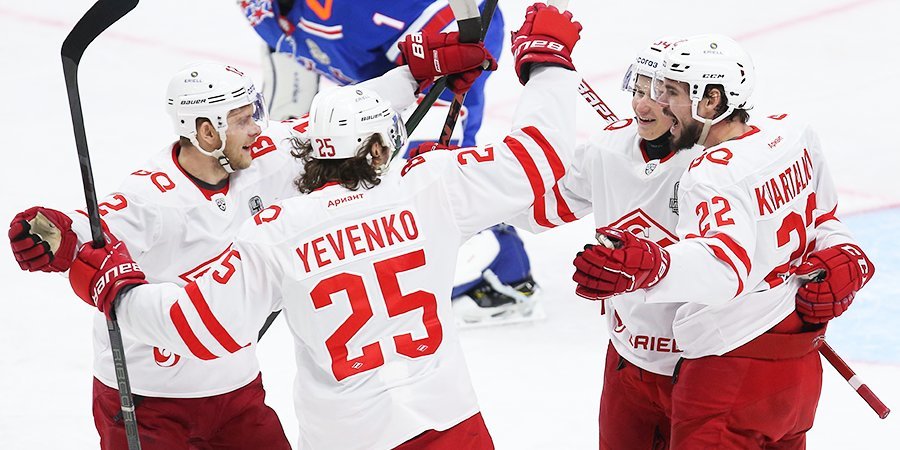 «Спартак» с крупным счетом обыграл СКА в первом матче серии плей-офф КХЛ