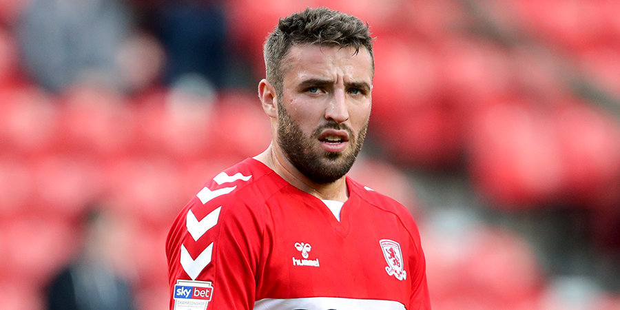 Защитник «Саутгемптона» Маккуин завершил игровую карьеру в 26 лет