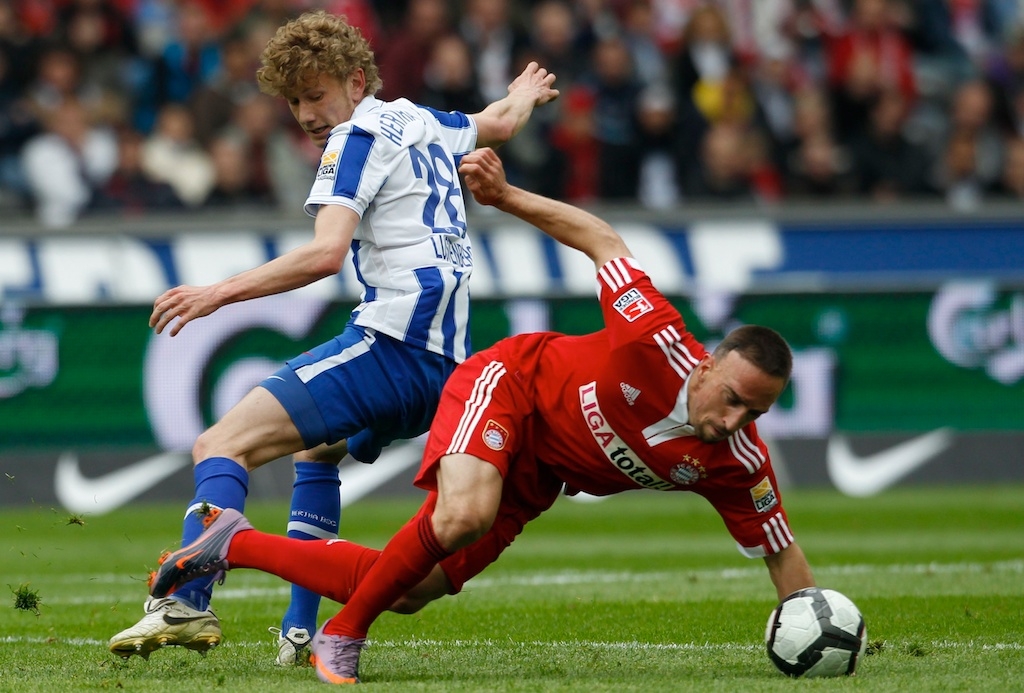 Герта кайзер. Герта клуб. Герта 5 звезд. Herzog Hertha Football Player. Ге́рта Оберхо́йзер.