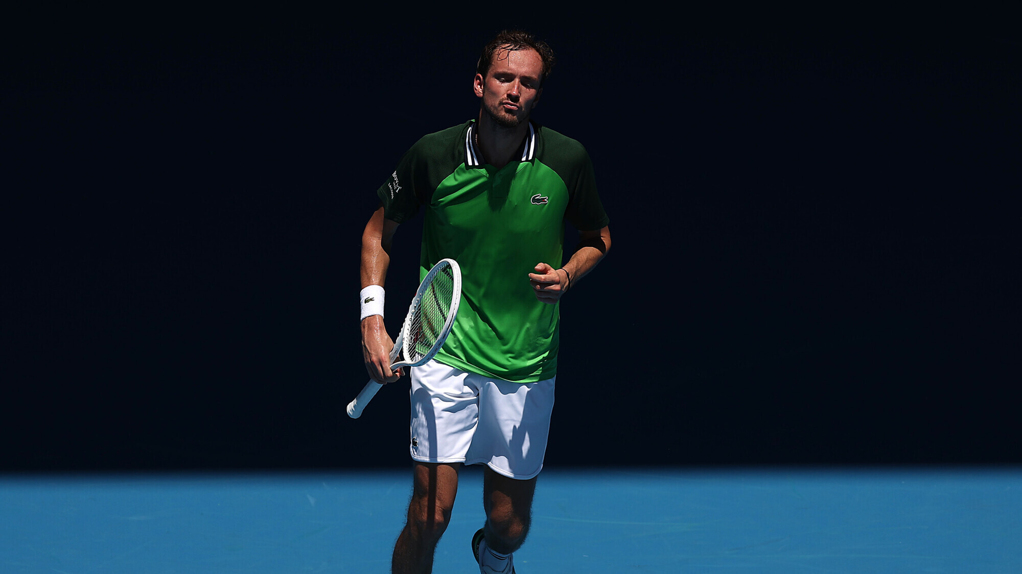 Драматичный старт Медведева на Australian Open. Соперник рыдал и не мог  остановиться